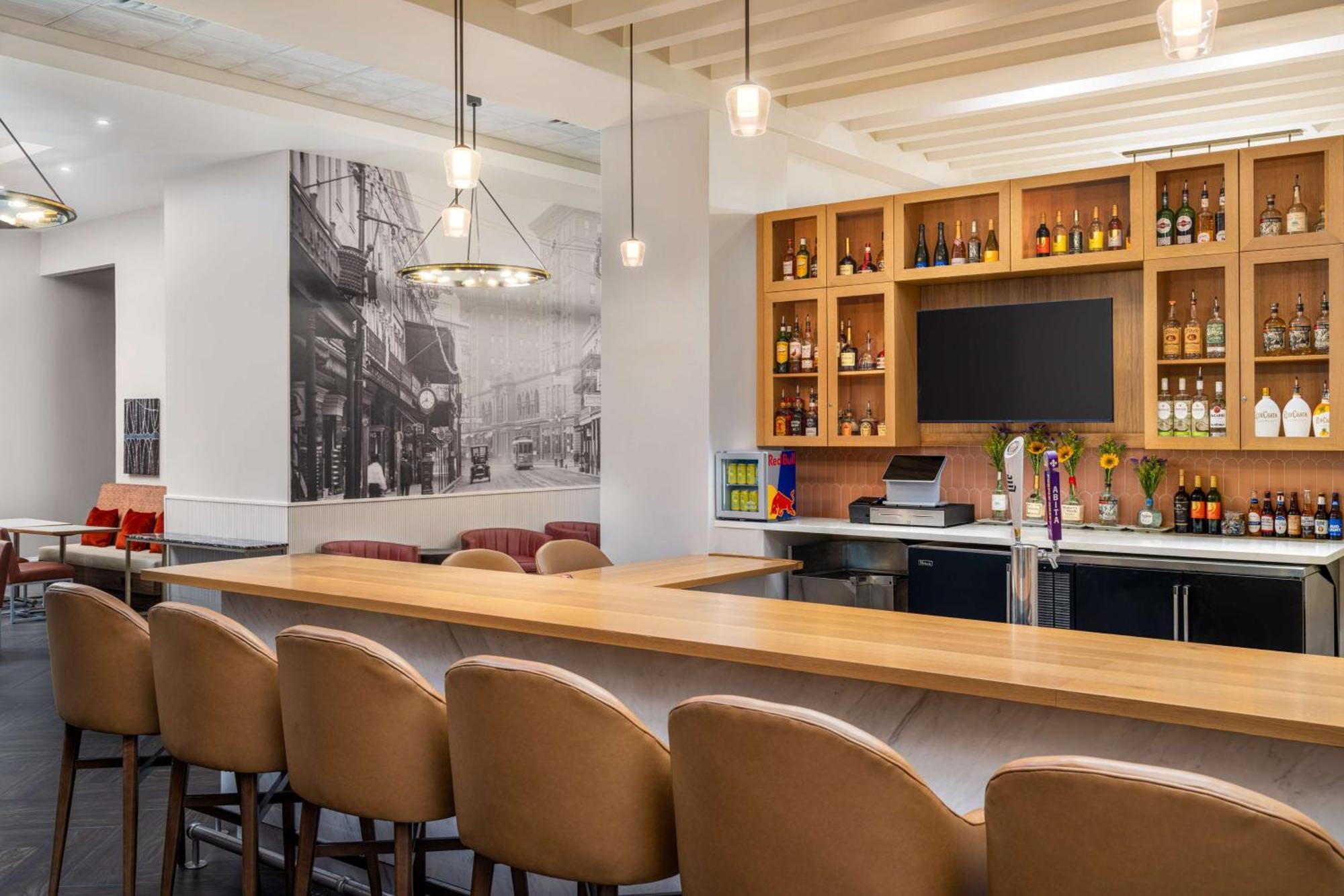 Hampton Inn & Suites New Orleans Canal St. French Quarter Екстериор снимка